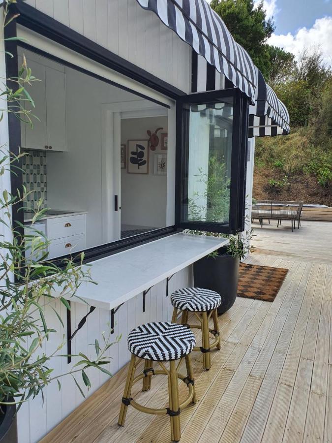Tiny House With Greenhouse Dining Лоуэр-Хатт Экстерьер фото